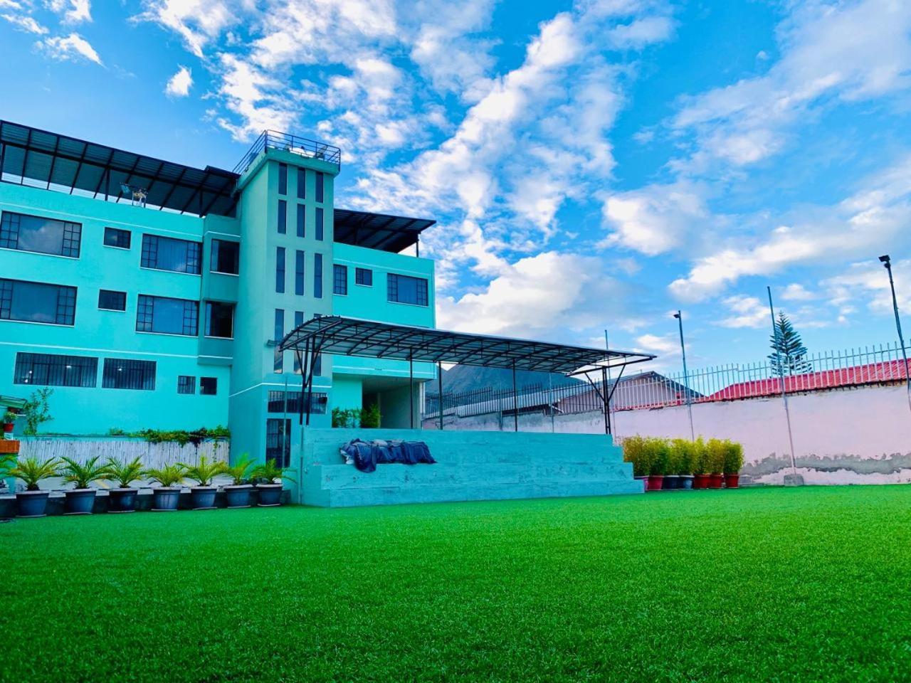 Dos Hemisferios Hotel Quito Exterior photo